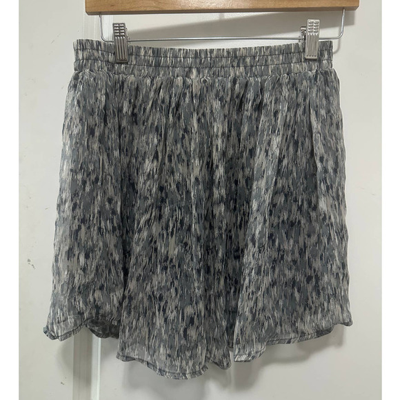 Converse Skirt Womens‎ Small Gray Zip Stretch Short Lightweight Casual Ladies - Picture 1 of 6